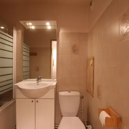 4 Pers. A - Pied De Pistes, Proche Commerces, Balcon, Parking Prive - Fr-1-330c-53 Apartment Briancon (Hautes-Alpes)