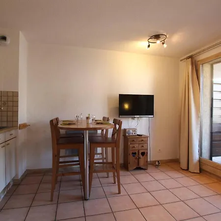 4 Pers. A - Pied De Pistes, Proche Commerces, Balcon, Parking Prive - Fr-1-330c-53 Apartment Briancon (Hautes-Alpes)